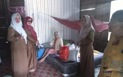 Bantuan Sembako untuk Masyarakat Tidak Mampu yang Sedang Sakit